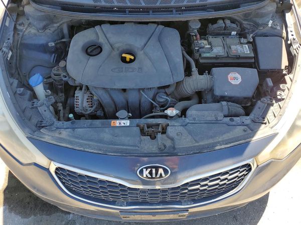 2016 KIA FORTE GL (Middle-Low Grade)