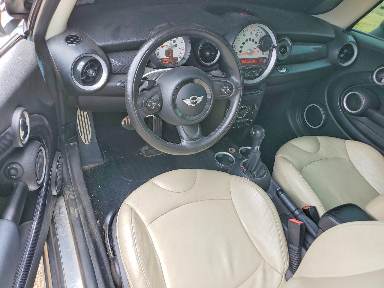 2012 MINI COOPER