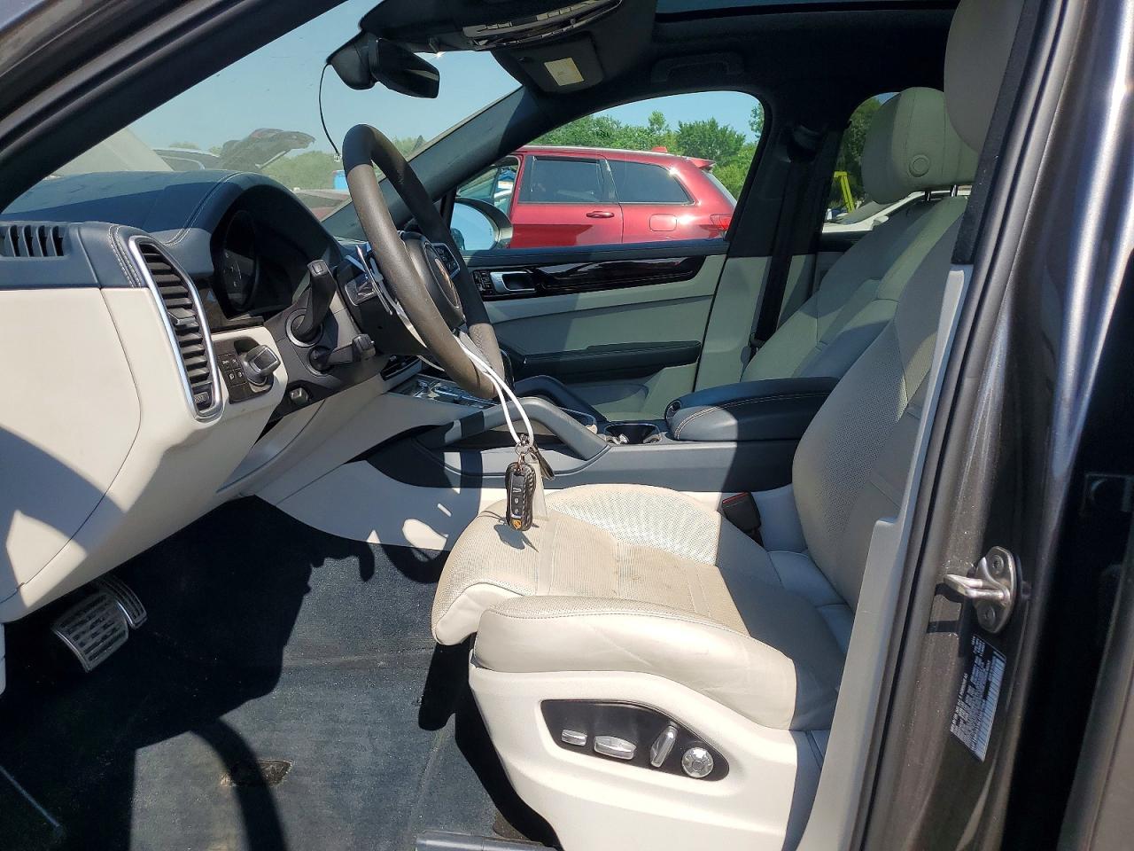 2020 PORSCHE CAYENNE S Coupe