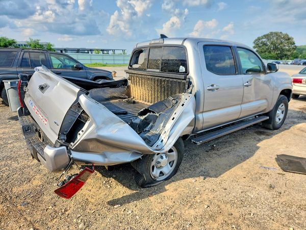 2019 TOYOTA TACOMA SR5