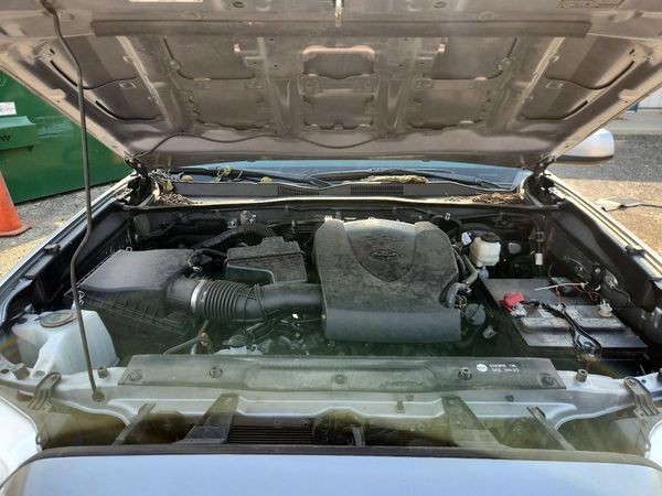 2019 TOYOTA TACOMA SR5