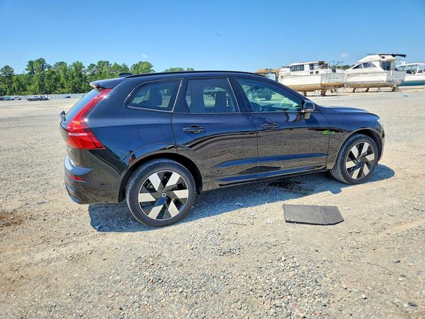 2025 VOLVO XC60 Plus Dark