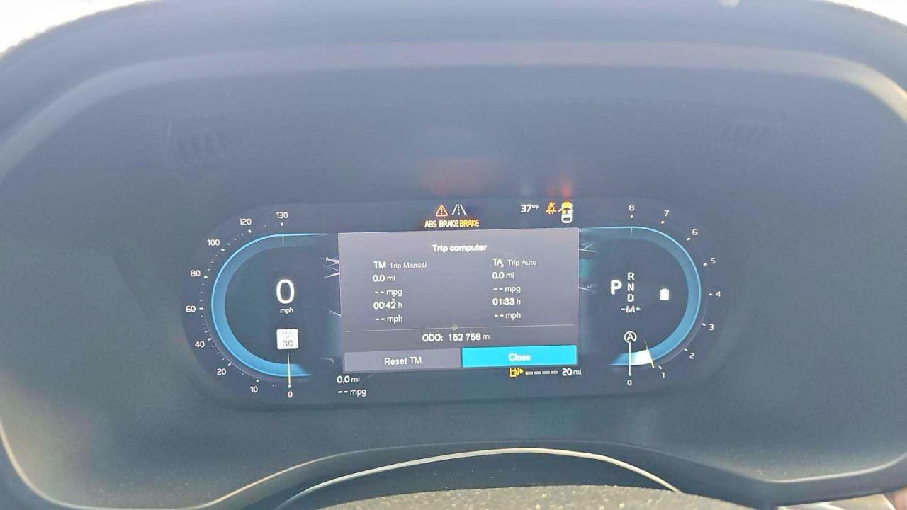 2024 VOLVO XC60 Ultimate Dark