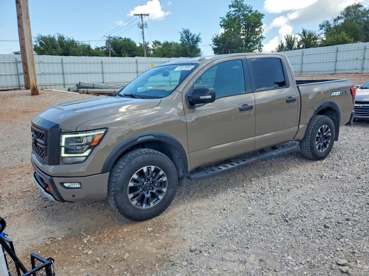 2021 NISSAN TITAN Crew Cab