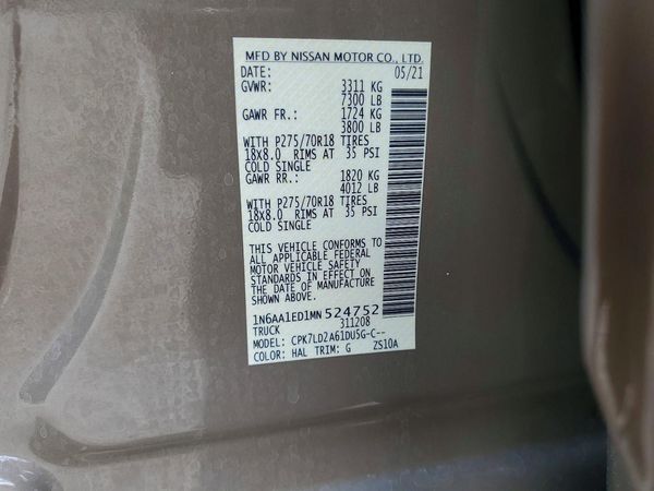 2021 NISSAN TITAN Crew Cab