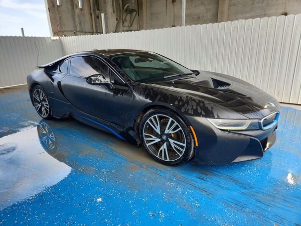 2016 BMW I8