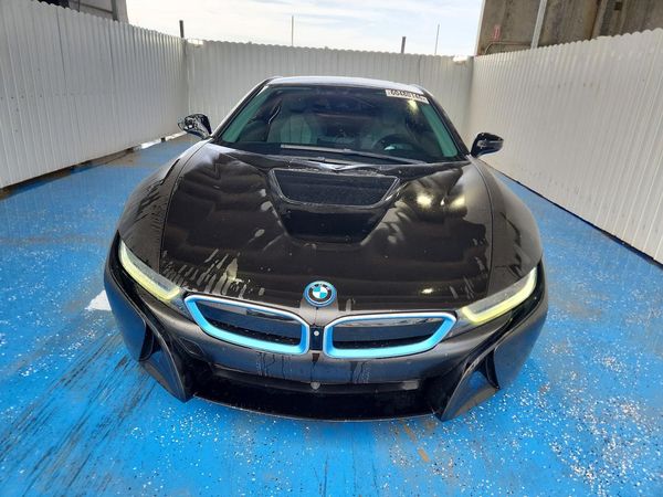 2016 BMW I8