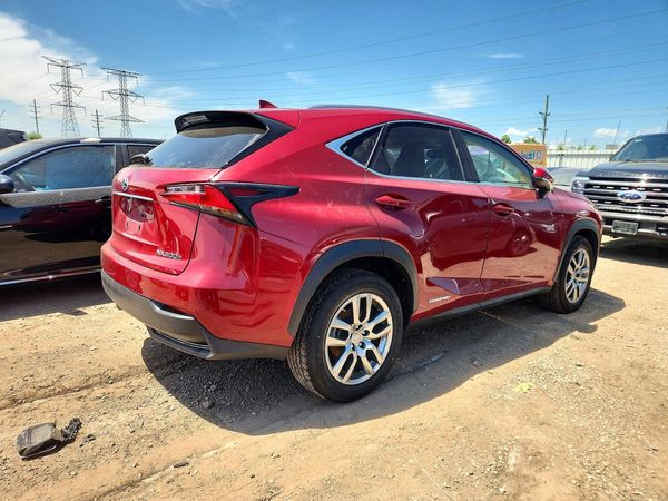 2016 LEXUS NX 300h Luxury