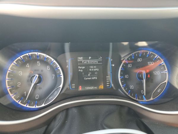 2017 CHRYSLER PACIFICA