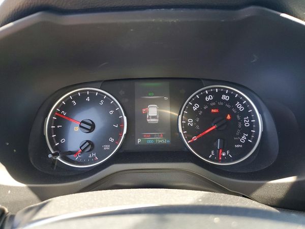 2022 TOYOTA RAV4 XLE