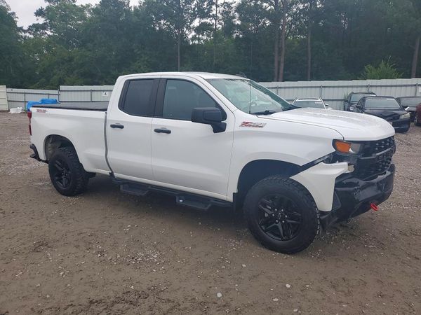 2019 CHEVROLET SILVERADO Trail Boss Custom