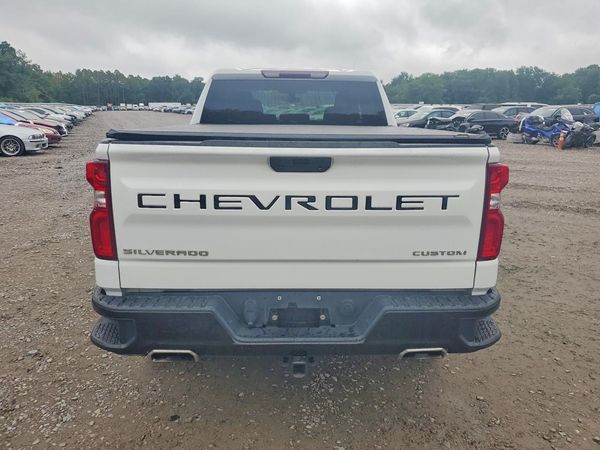 2019 CHEVROLET SILVERADO Trail Boss Custom