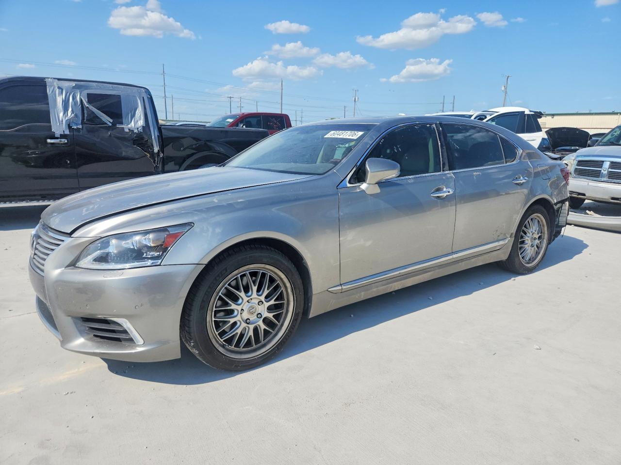 2016 LEXUS LS 460