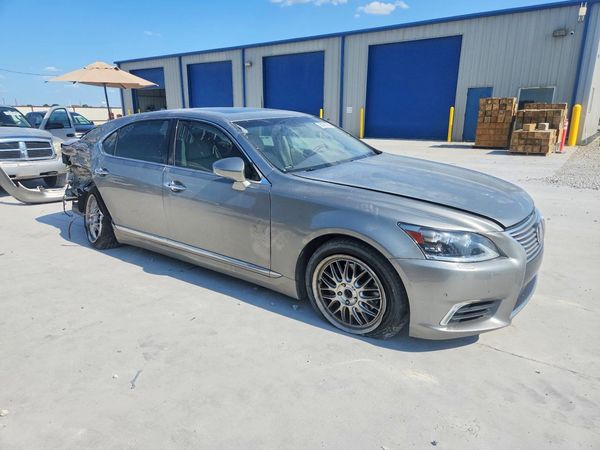 2016 LEXUS LS 460