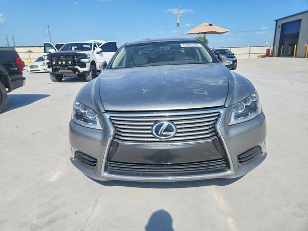 2016 LEXUS LS 460