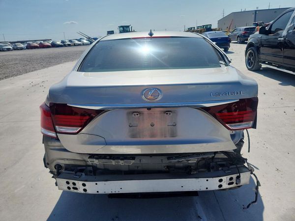 2016 LEXUS LS 460