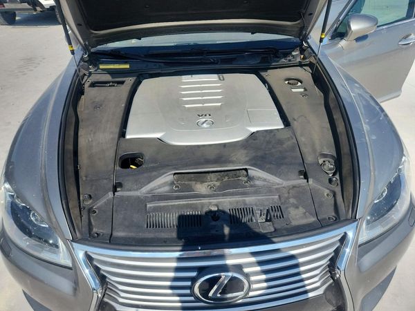 2016 LEXUS LS 460