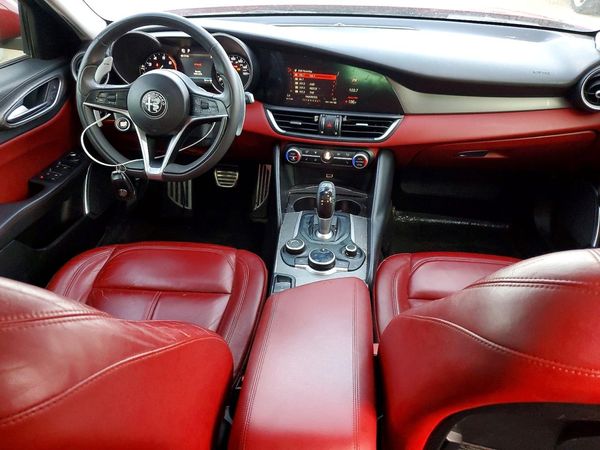 2019 ALFA ROMEO GIULIA RWD
