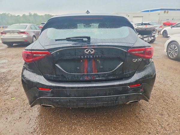 2018 INFINITI QX30