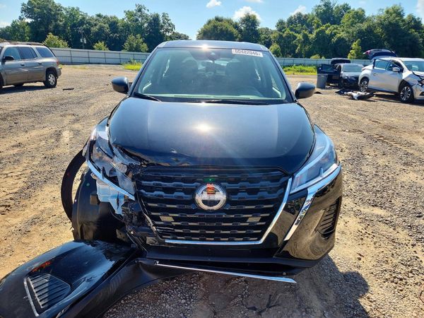 2025 NISSAN KICKS PLAY S