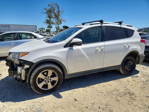 2015 TOYOTA RAV4