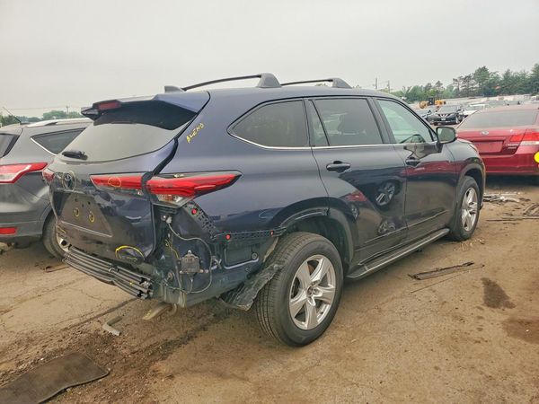 2022 TOYOTA HIGHLANDER