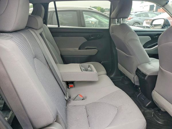 2022 TOYOTA HIGHLANDER