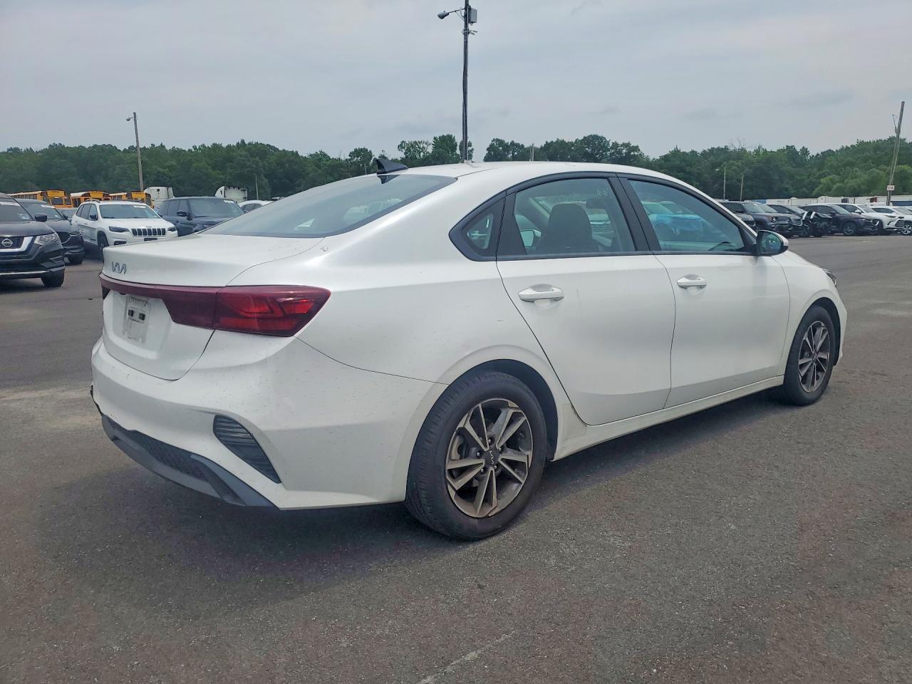 2023 KIA FORTE LX, LXS