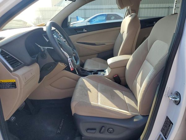 2017 HYUNDAI TUCSON