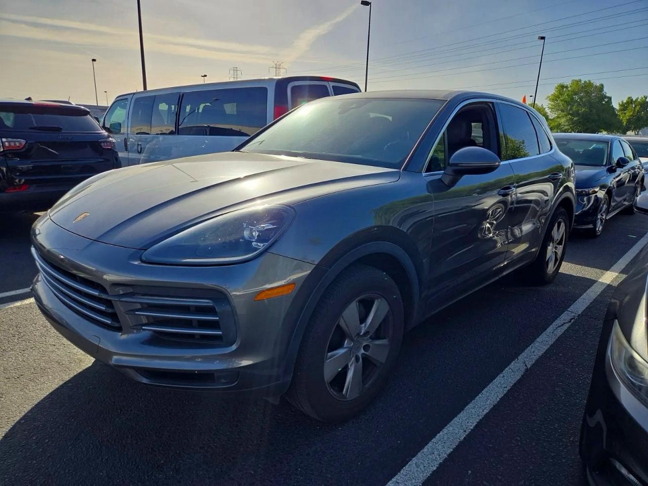 2020 PORSCHE CAYENNE