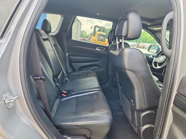 2020 JEEP GRAND CHEROKEE Laredo