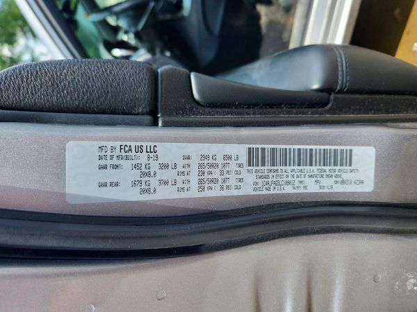 2020 JEEP GRAND CHEROKEE Laredo