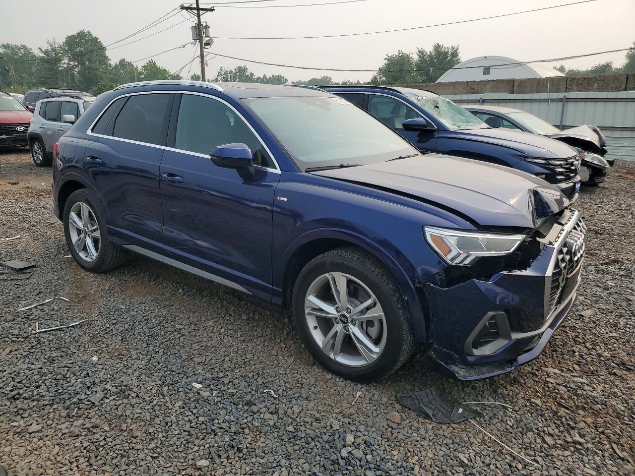 2023 AUDI Q3