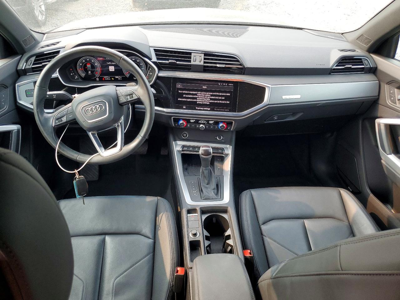 2023 AUDI Q3