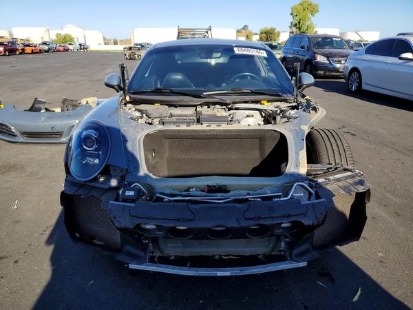 2018 PORSCHE 911