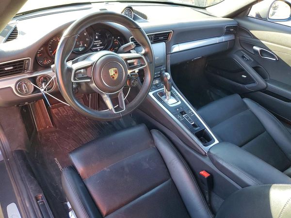 2018 PORSCHE 911