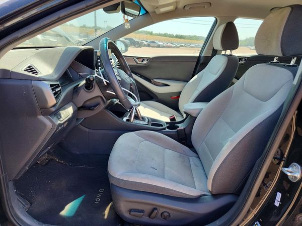 2022 HYUNDAI IONIQ SEL