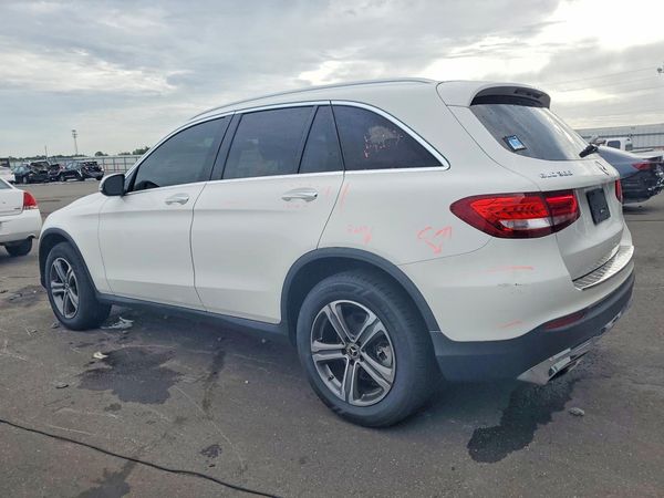 2018 MERCEDES-BENZ GLC GLC300