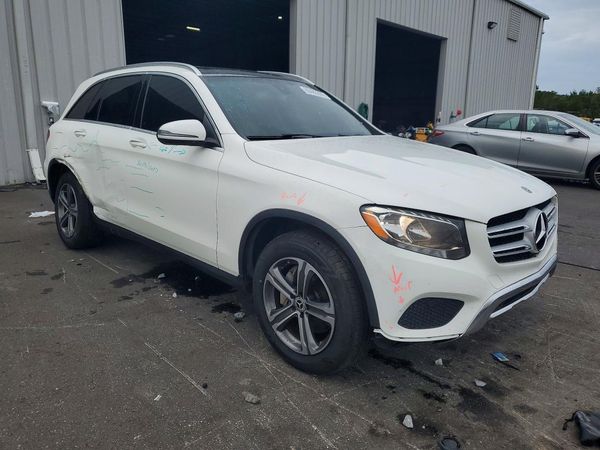 2018 MERCEDES-BENZ GLC GLC300