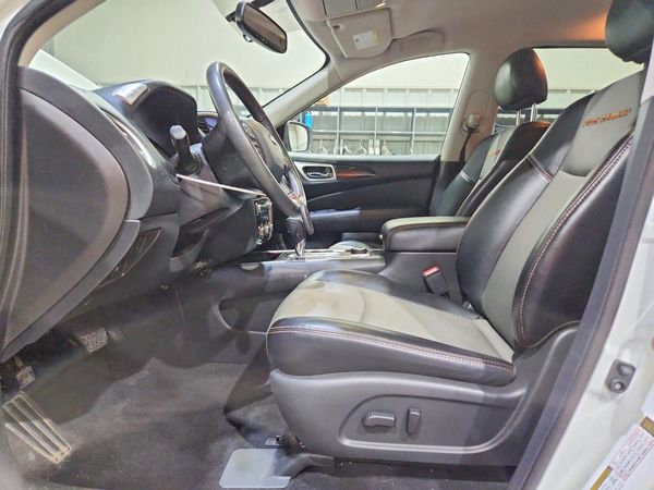 2020 NISSAN PATHFINDER SV