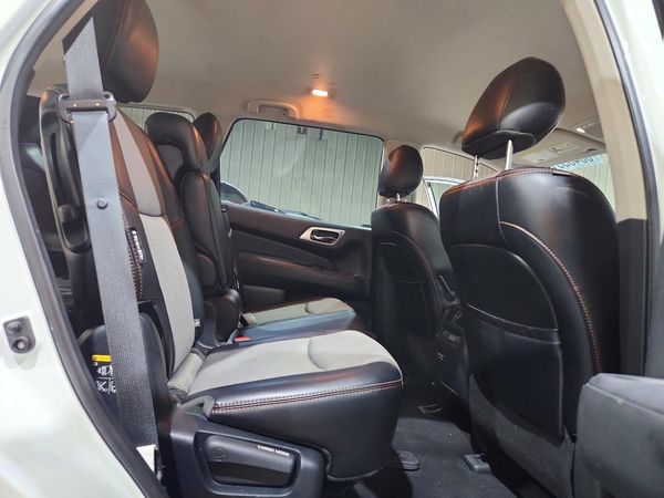 2020 NISSAN PATHFINDER SV