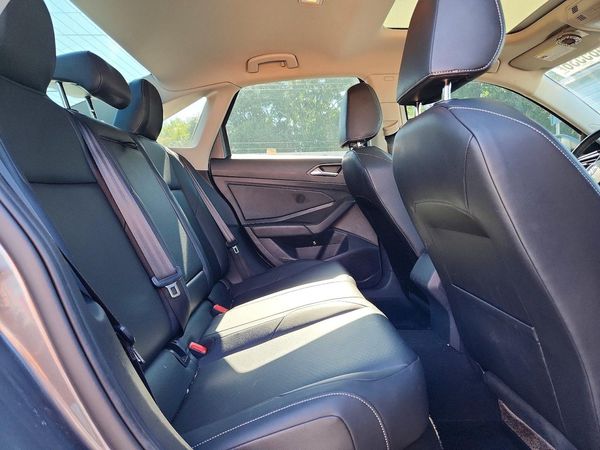 2019 VOLKSWAGEN JETTA SEL