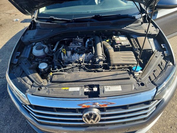 2019 VOLKSWAGEN JETTA SEL