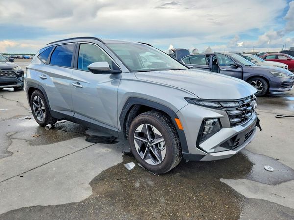 2026 HYUNDAI TUCSON SEL, SEL Plus