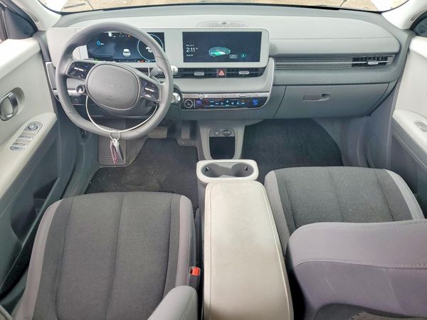 2022 HYUNDAI IONIQ 5 SE
