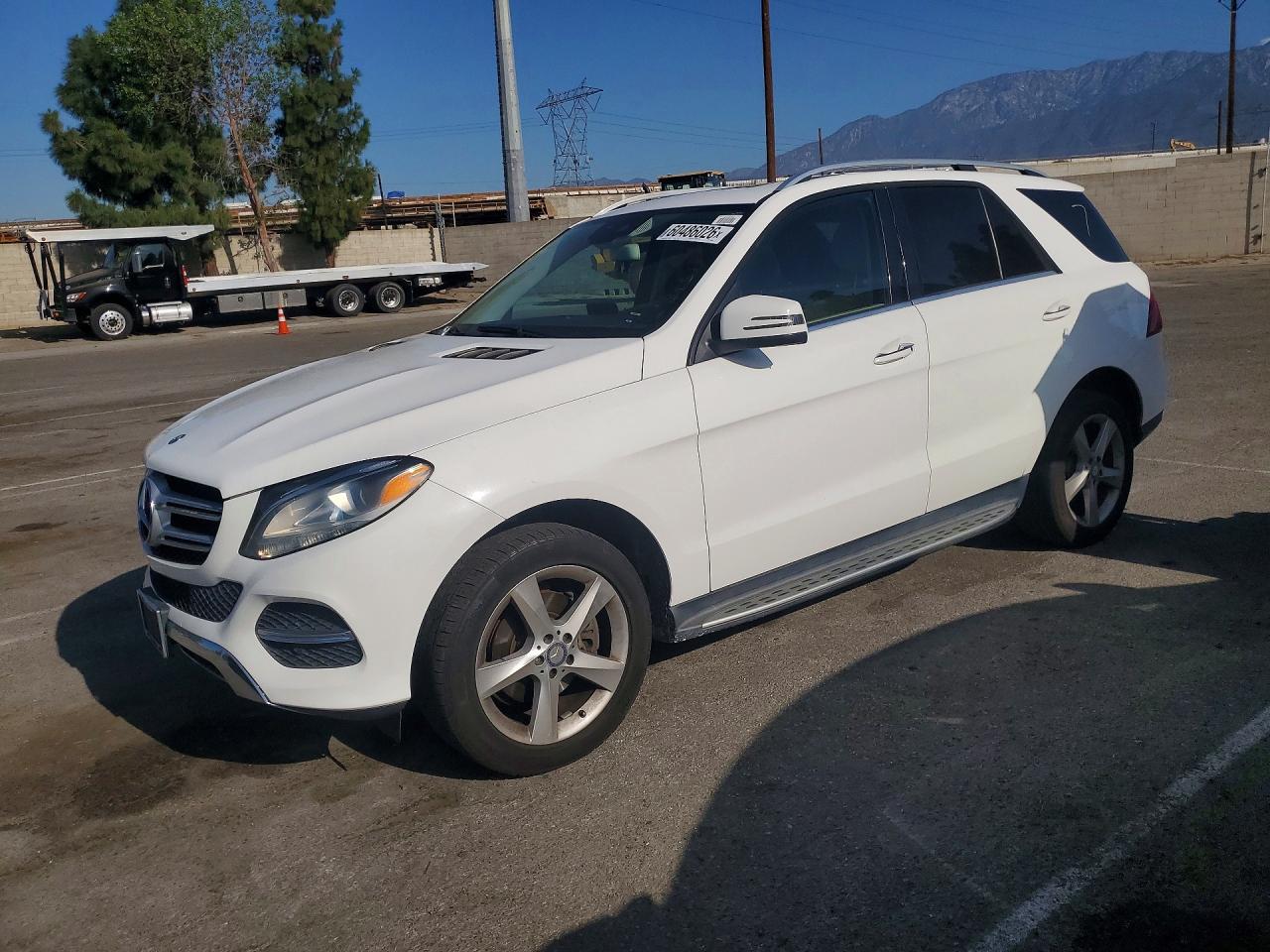 2016 MERCEDES-BENZ GLE GLE350 — Front 3/4