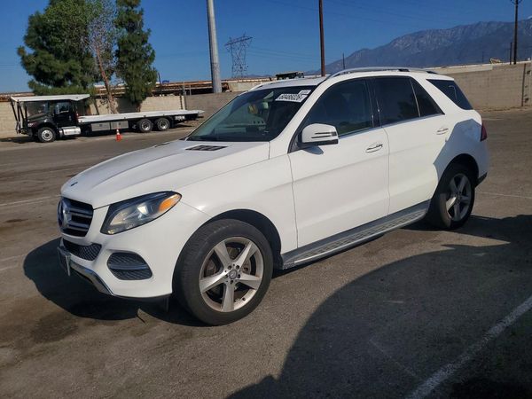2016 MERCEDES-BENZ GLE GLE350 — Front 3/4