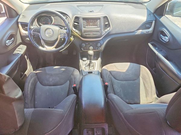 2015 JEEP CHEROKEE LATITUDE 4X4