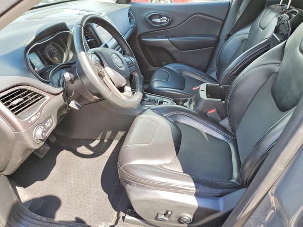 2019 JEEP CHEROKEE LATITUDE PLUS 4X4