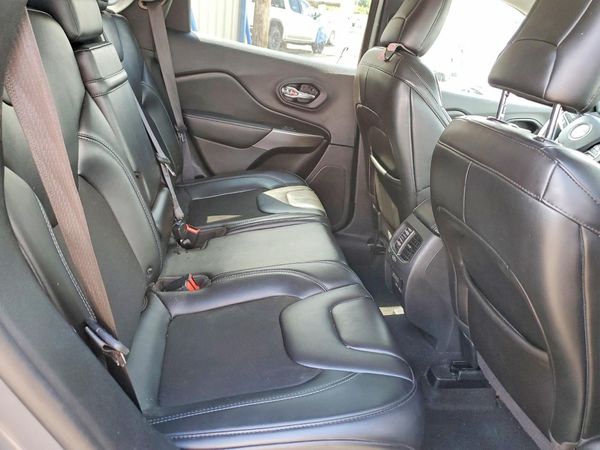 2019 JEEP CHEROKEE LATITUDE PLUS 4X4